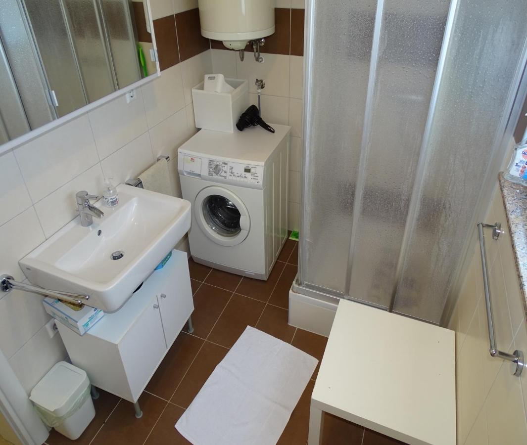 Apartmani David 维尔 外观 照片